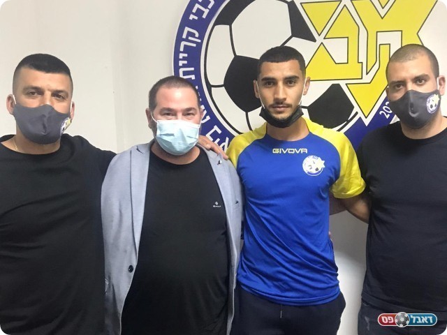 שעבאן במעמד החתימה